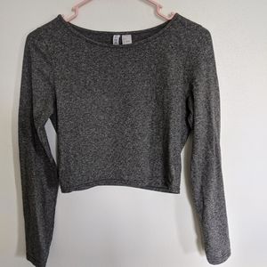 Long sleeve crop top